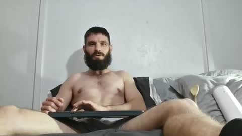 Snapshot of clubb86 chatting on January 12, 2026, 9:47 am Maxxdieselx69 online show from January 12, 2026, 9:47 am