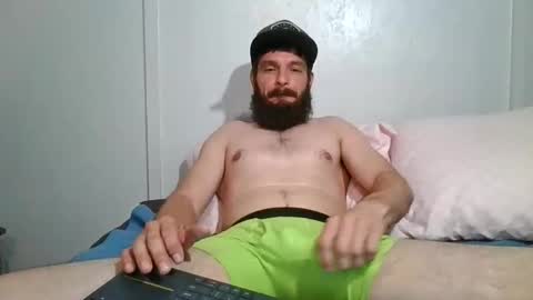 Snapshot of clubb86 chatting on February 16, 2026, 4:47 pm Maxxdieselx69 online show from February 16, 2026, 4:47 pm