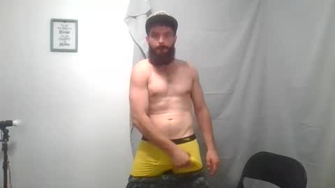 Snapshot of clubb86 chatting on March 4, 2026, 3:40 pm Maxxdieselx69 online show from March 4, 2026, 3:40 pm