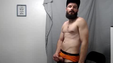 Snapshot of clubb86 chatting on March 8, 2026, 2:21 pm Maxxdieselx69 online show from March 8, 2026, 2:21 pm