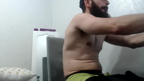 Snapshot of clubb86 chatting on May 28, 2026, 4:48 pm Maxxdieselx69 online show from May 28, 2026, 4:48 pm