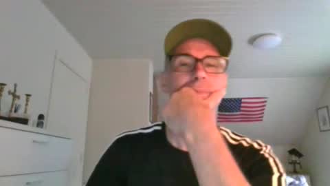 Snapshot of cobra009 chatting on September 11, 2025, 12:38 pm cobra online show from September 11, 2025, 12:38 pm