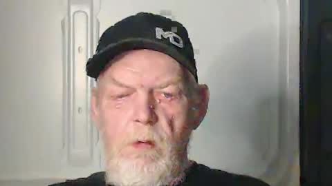 cockreadynow4u online show from September 12, 2025, 6:46 am