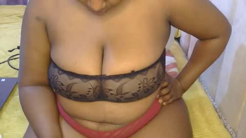 Snapshot of coco_vibes chatting on June 9, 2026, 9:32 am Zuri online show from June 9, 2026, 9:32 am