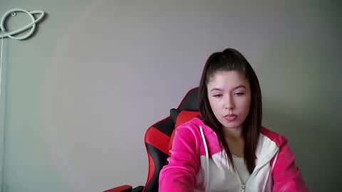 cocoberry1 online show from March 11, 2025, 9:02 am