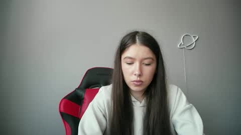 cocoberry1 online show from April 2, 2026, 9:29 am