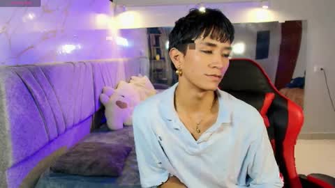 COCO online show from May 3, 2026, 1:00 am