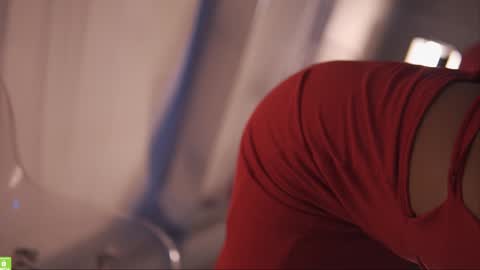 Snapshot of coconutcatin chatting on December 19, 2024, 1:29 pm Coconutcatin online show from December 19, 2024, 1:29 pm