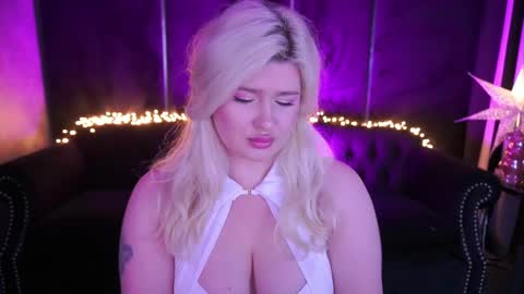 onlyfans amyleyy online show from April 29, 2026, 6:50 am
