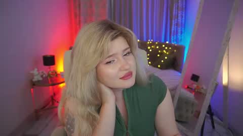 onlyfans amyleyy online show from July 14, 2026, 10:21 am