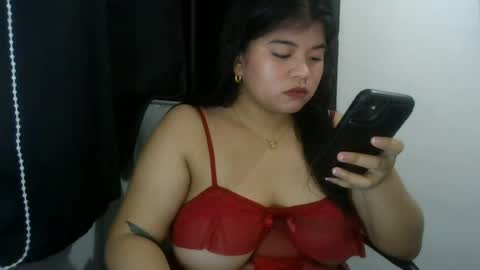 Snapshot of cocovelvet01 chatting on July 1, 2026, 6:15 am cocovelvet01 online show from July 1, 2026, 6:15 am