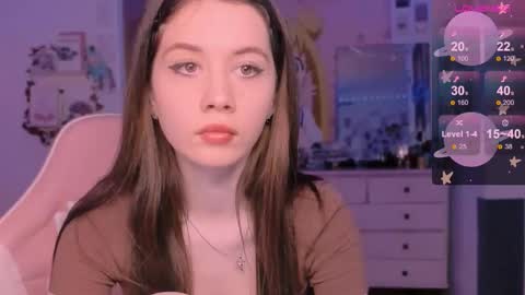 Snapshot of coddleweeper chatting on September 8, 2025, 2:16 pm Hello guys my name is Coddle online show from September 8, 2025, 2:16 pm