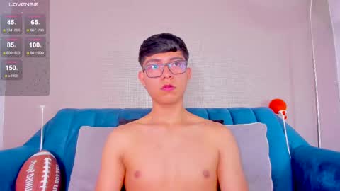 Snapshot of codytwink_ chatting on March 10, 2025, 2:16 pm Cody online show from March 10, 2025, 2:16 pm