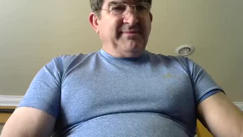 coffee90028 online show from December 4, 2024, 10:51 pm