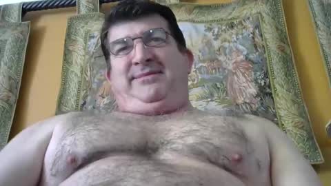 coffee90028 online show from December 19, 2024, 6:12 pm