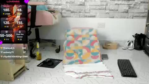 Snapshot of coffee_hot chatting on June 22, 2026, 3:25 am laurita online show from June 22, 2026, 3:25 am