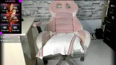 Snapshot of coffee_hot chatting on July 15, 2026, 2:33 pm laurita online show from July 15, 2026, 2:33 pm