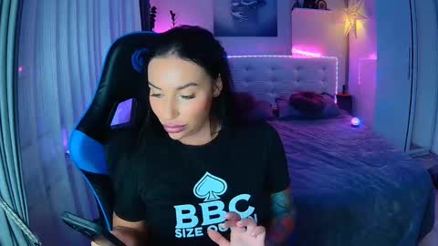 Ur goddess Nikki online show from September 25, 2025, 10:52 am