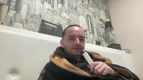 Snapshot of colambus555 chatting on October 16, 2025, 4:41 pm colambus555 online show from October 16, 2025, 4:41 pm