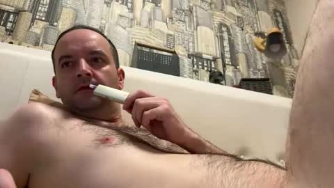 colambus83 online show from January 10, 2026, 6:59 am