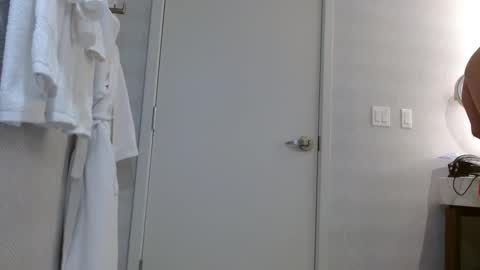 Snapshot of colbymoney chatting on December 13, 2024, 6:21 am Colby big dick money online show from December 13, 2024, 6:21 am