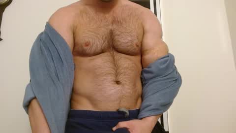 Snapshot of colbymoney chatting on December 28, 2024, 3:04 pm Colby big dick money online show from December 28, 2024, 3:04 pm