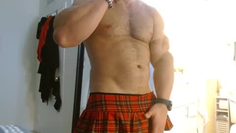 Snapshot of colbymoney chatting on September 26, 2025, 2:37 am Colby big dick money online show from September 26, 2025, 2:37 am