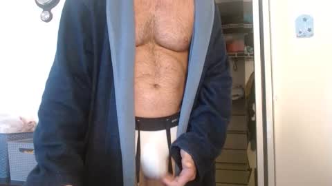 Snapshot of colbymoney chatting on November 6, 2025, 12:17 pm Colby big dick money online show from November 6, 2025, 12:17 pm