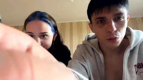 cold_pie14 online show from May 7, 2026, 1:27 pm