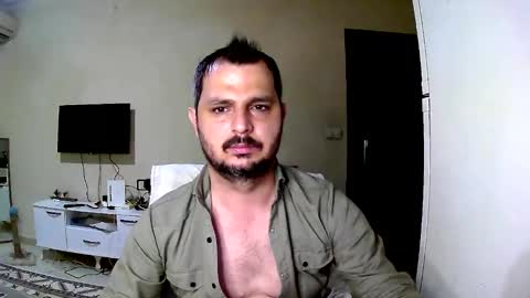 coldskull15 online show from February 3, 2025, 6:39 pm