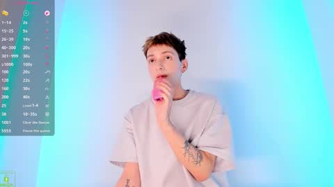 Snapshot of colestorm chatting on November 18, 2025, 8:24 pm COLE online show from November 18, 2025, 8:24 pm