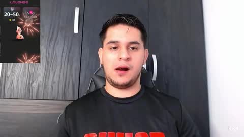 colin_lewisss online show from January 11, 2026, 1:10 am