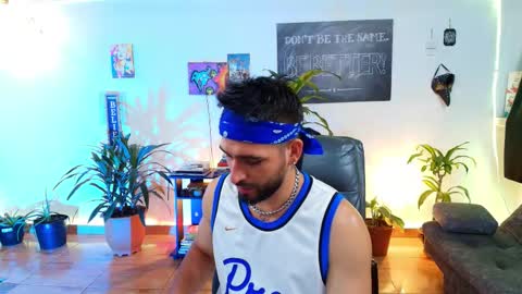 Snapshot of colin_stone chatting on March 11, 2026, 12:38 am colin_stone online show from March 11, 2026, 12:38 am