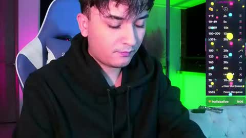 javier online show from October 1, 2025, 3:56 am