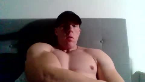 Snapshot of college_muscle chatting on January 3, 2025, 11:57 am foreverxshredded online show from January 3, 2025, 11:57 am
