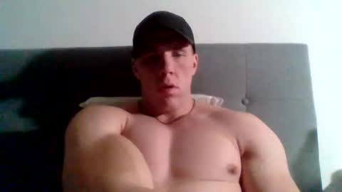 Snapshot of college_muscle chatting on January 7, 2025, 12:41 pm foreverxshredded online show from January 7, 2025, 12:41 pm