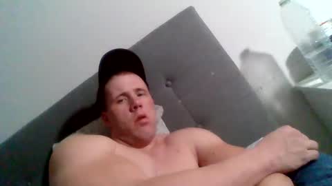 Snapshot of college_muscle chatting on January 29, 2025, 4:08 pm foreverxshredded online show from January 29, 2025, 4:08 pm