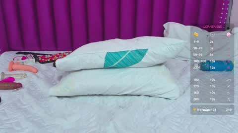  MEGAN  online show from March 3, 2025, 10:52 pm