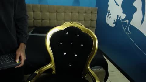 Snapshot of collemanstone chatting on November 5, 2025, 1:11 pm CollemanStone online show from November 5, 2025, 1:11 pm