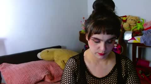 Collette online show from June 3, 2026, 2:36 am