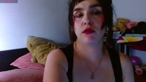 Collette online show from July 6, 2026, 1:35 am
