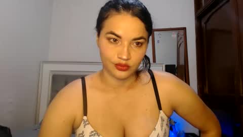 Snapshot of colombi4spice chatting on December 1, 2024, 5:13 pm viviana online show from December 1, 2024, 5:13 pm