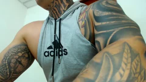 Snapshot of colombian_monster_cock chatting on September 11, 2025, 3:34 pm camilo online show from September 11, 2025, 3:34 pm