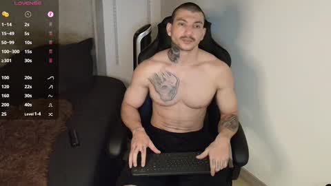 colombianmuscle8 online show from January 30, 2025, 2:16 am