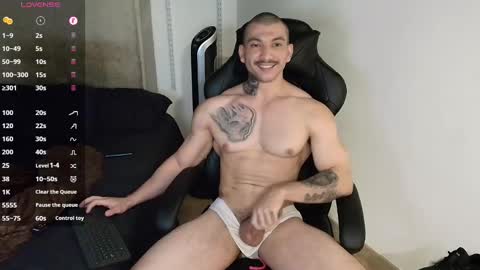 colombianmuscle8 online show from February 16, 2025, 2:09 am