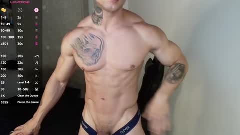 Snapshot of colombianmuscle8 chatting on June 14, 2026, 2:24 am colombianmuscle8 online show from June 14, 2026, 2:24 am