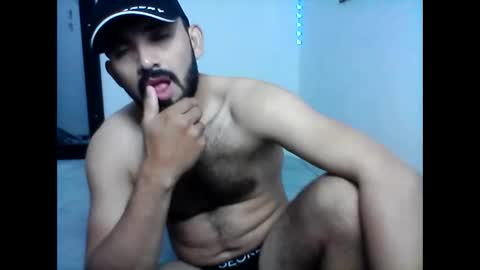 Snapshot of colombianocabron chatting on June 5, 2026, 3:57 am colombianocabron online show from June 5, 2026, 3:57 am