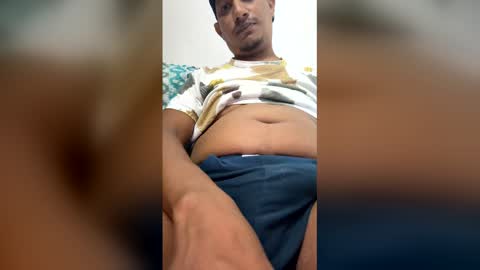 Snapshot of colombiaoso7 chatting on December 18, 2025, 11:27 am colombiaoso7 online show from December 18, 2025, 11:27 am