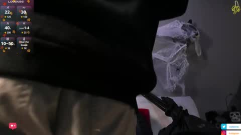 colstorw_ online show from October 15, 2025, 10:37 am