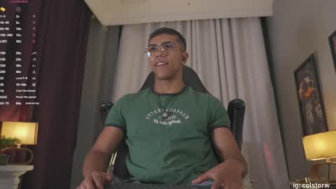 colstorw_ online show from May 1, 2026, 10:42 am